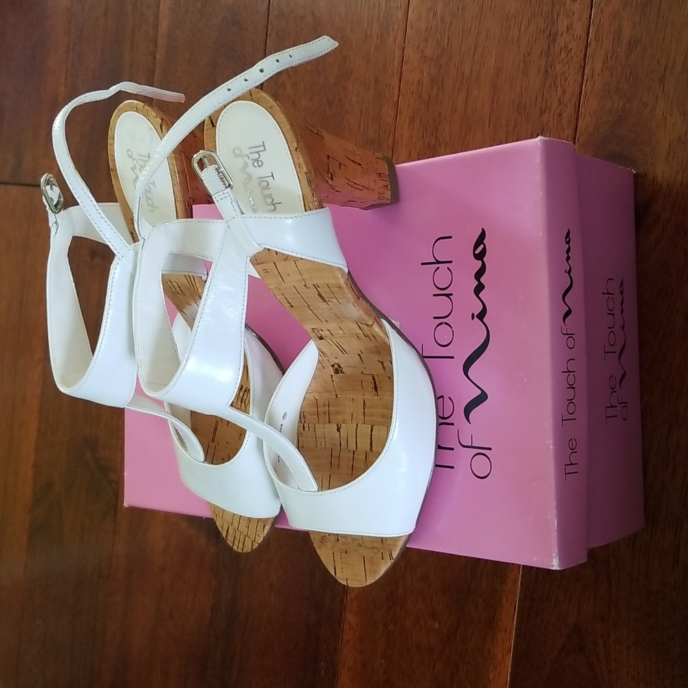 Shoes - Picture 2 of 4